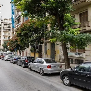 https://premium-modern-apartment-in-city-center.hotels-of-thessaloniki.com
